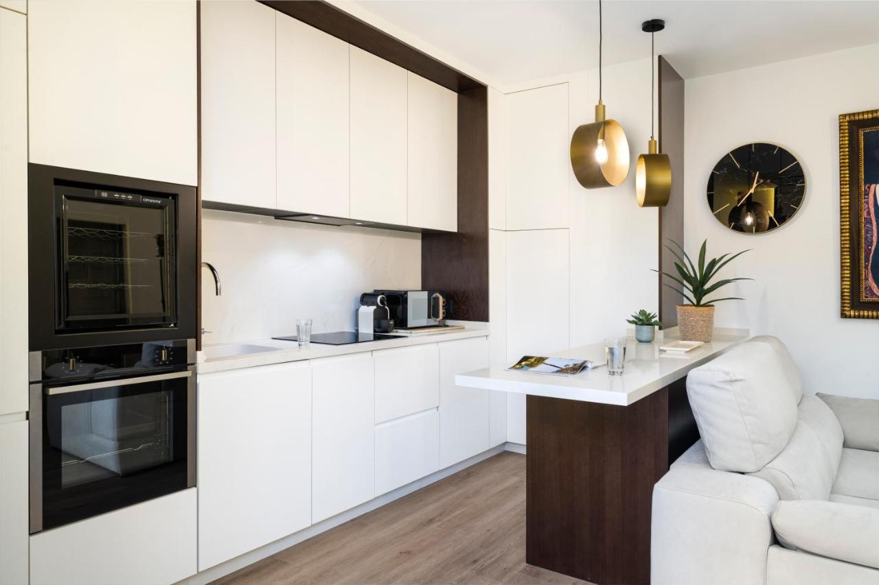 Unika Homes Faustino & Terrace Sevilla Exterior foto